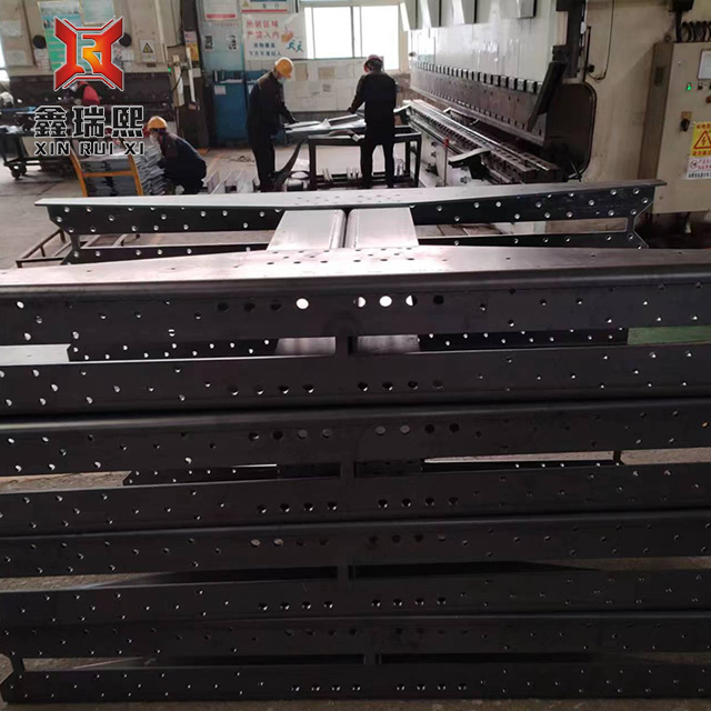 Heavy Duty Steel Truck Chassis Frame Vehicle Beam